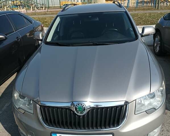 Серый Шкода Суперб, объемом двигателя 2 л и пробегом 250 тыс. км за 13200 $, фото 22 на Automoto.ua