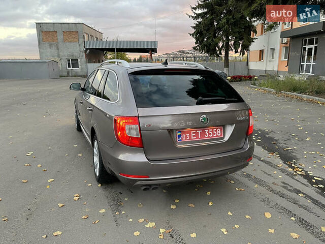 Сірий Шкода Суперб, об'ємом двигуна 2 л та пробігом 256 тис. км за 10700 $, фото 6 на Automoto.ua