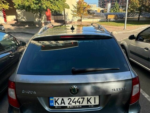 Сірий Шкода Суперб, об'ємом двигуна 2 л та пробігом 221 тис. км за 7000 $, фото 3 на Automoto.ua