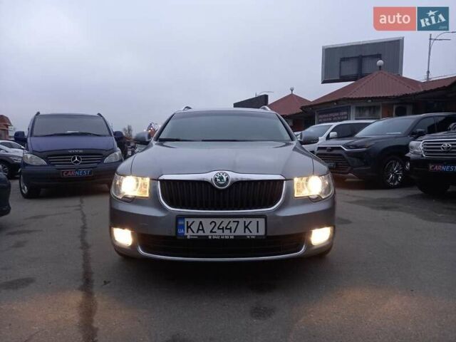 Серый Шкода Суперб, объемом двигателя 2 л и пробегом 224 тыс. км за 10500 $, фото 1 на Automoto.ua