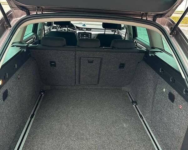 Серый Шкода Суперб, объемом двигателя 1.6 л и пробегом 325 тыс. км за 8300 $, фото 12 на Automoto.ua