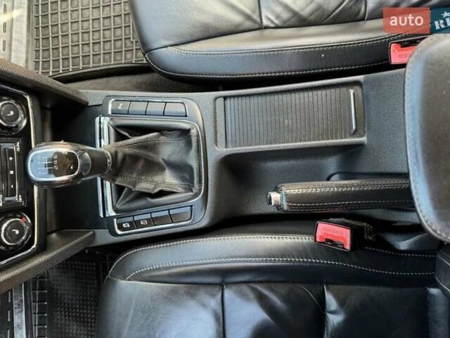 Серый Шкода Суперб, объемом двигателя 1.97 л и пробегом 280 тыс. км за 9500 $, фото 5 на Automoto.ua