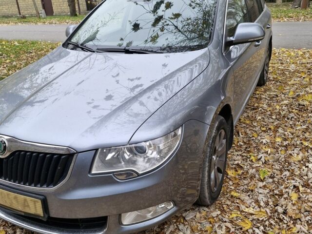 Серый Шкода Суперб, объемом двигателя 1.8 л и пробегом 142 тыс. км за 12000 $, фото 5 на Automoto.ua