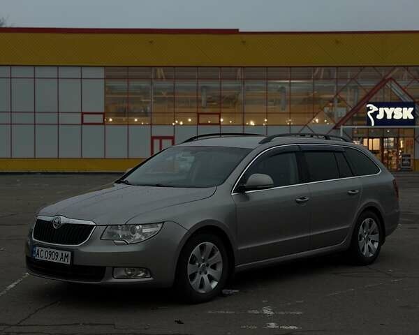 Серый Шкода Суперб, объемом двигателя 1.6 л и пробегом 198 тыс. км за 9000 $, фото 14 на Automoto.ua