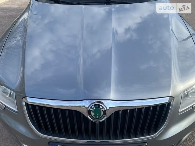 Сірий Шкода Суперб, об'ємом двигуна 2 л та пробігом 219 тис. км за 11800 $, фото 7 на Automoto.ua