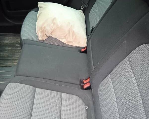 Сірий Шкода Суперб, об'ємом двигуна 2 л та пробігом 235 тис. км за 11100 $, фото 11 на Automoto.ua