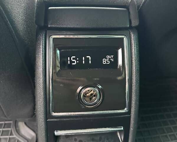 Серый Шкода Суперб, объемом двигателя 1.6 л и пробегом 325 тыс. км за 8300 $, фото 14 на Automoto.ua