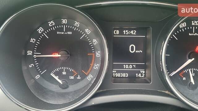Серый Шкода Суперб, объемом двигателя 1.6 л и пробегом 198 тыс. км за 12100 $, фото 9 на Automoto.ua