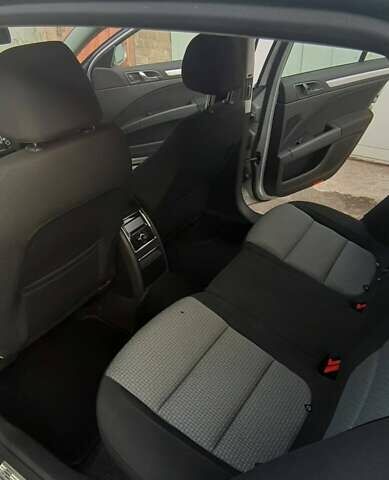 Серый Шкода Суперб, объемом двигателя 1.97 л и пробегом 190 тыс. км за 10200 $, фото 17 на Automoto.ua