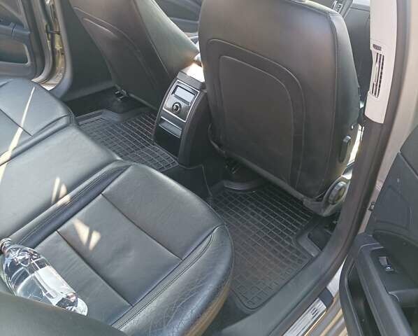 Серый Шкода Суперб, объемом двигателя 2 л и пробегом 250 тыс. км за 13200 $, фото 11 на Automoto.ua