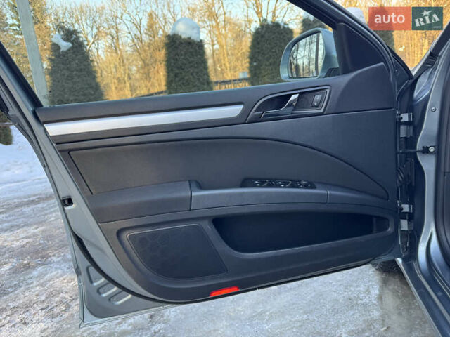 Серый Шкода Суперб, объемом двигателя 2 л и пробегом 285 тыс. км за 11799 $, фото 74 на Automoto.ua