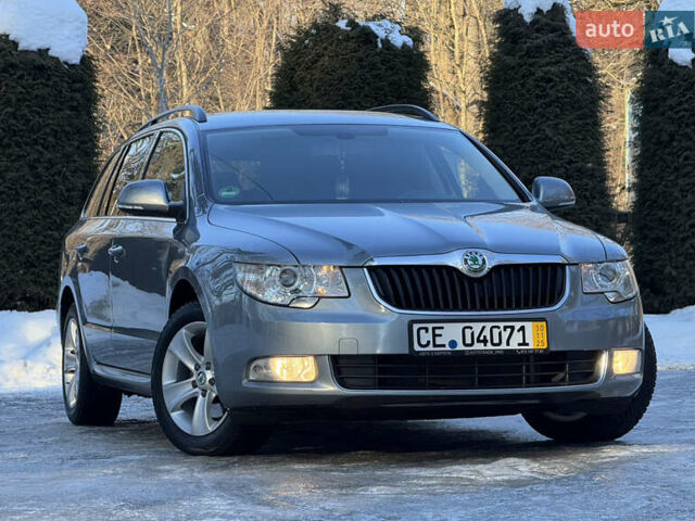 Серый Шкода Суперб, объемом двигателя 2 л и пробегом 285 тыс. км за 11799 $, фото 2 на Automoto.ua