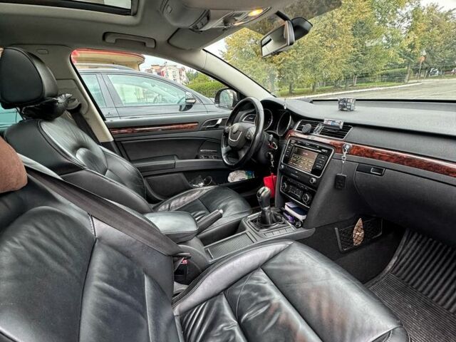 Серый Шкода Суперб, объемом двигателя 0 л и пробегом 260 тыс. км за 4987 $, фото 1 на Automoto.ua