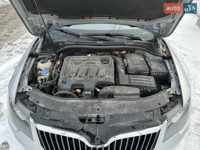 Серый Шкода Суперб, объемом двигателя 1.97 л и пробегом 280 тыс. км за 13500 $, фото 23 на Automoto.ua