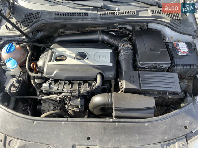 Шкода Суперб 2013 у Івано-Франківську на Automoto.ua Сірий Шкода Суперб, об'ємом двигуна 1.8 л та пробігом 239 тис. км за 8450 $, фото 25 на Automoto.ua