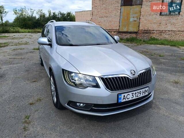 Серый Шкода Суперб, объемом двигателя 2 л и пробегом 348 тыс. км за 11500 $, фото 3 на Automoto.ua