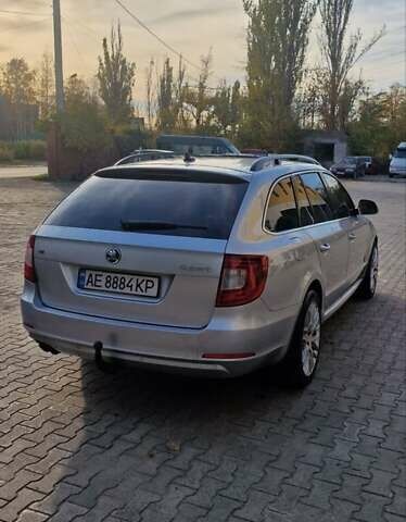 Серый Шкода Суперб, объемом двигателя 2 л и пробегом 260 тыс. км за 11200 $, фото 7 на Automoto.ua