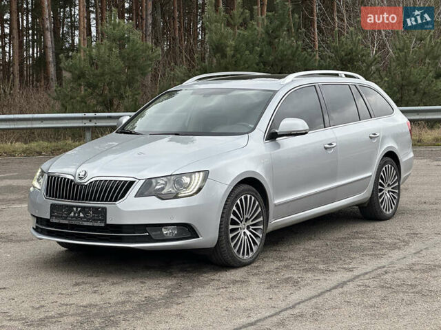 Сірий Шкода Суперб, об'ємом двигуна 2 л та пробігом 294 тис. км за 12599 $, фото 1 на Automoto.ua