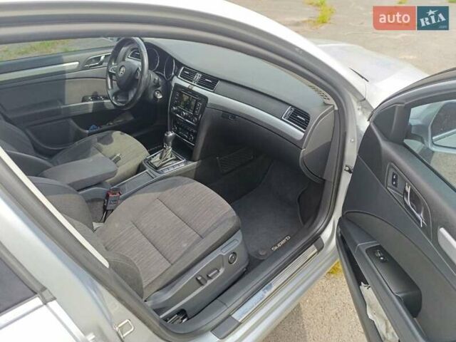 Серый Шкода Суперб, объемом двигателя 2 л и пробегом 348 тыс. км за 11500 $, фото 22 на Automoto.ua