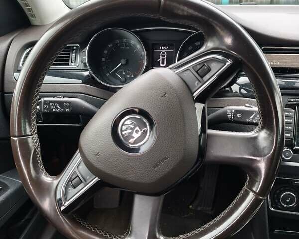 Сірий Шкода Суперб, об'ємом двигуна 2 л та пробігом 270 тис. км за 11499 $, фото 7 на Automoto.ua