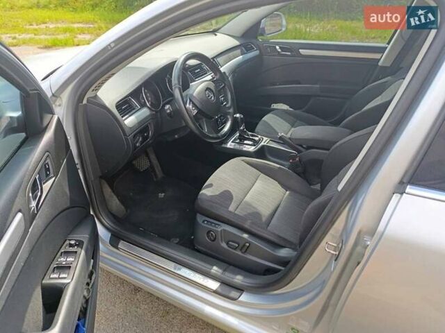 Серый Шкода Суперб, объемом двигателя 2 л и пробегом 348 тыс. км за 11500 $, фото 19 на Automoto.ua