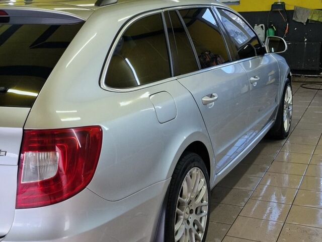 Серый Шкода Суперб, объемом двигателя 2 л и пробегом 260 тыс. км за 11200 $, фото 5 на Automoto.ua