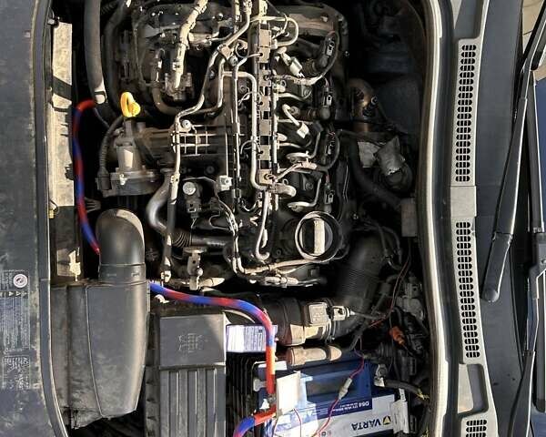 Серый Шкода Суперб, объемом двигателя 1.6 л и пробегом 297 тыс. км за 9500 $, фото 8 на Automoto.ua