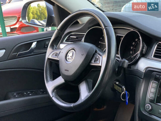 Сірий Шкода Суперб, об'ємом двигуна 1.6 л та пробігом 322 тис. км за 10655 $, фото 34 на Automoto.ua