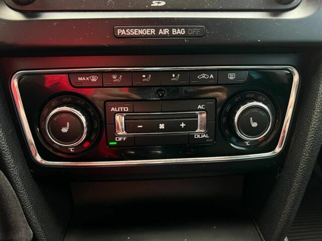 Серый Шкода Суперб, объемом двигателя 2 л и пробегом 260 тыс. км за 10400 $, фото 11 на Automoto.ua