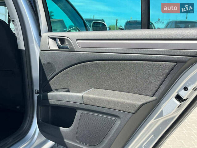 Серый Шкода Суперб, объемом двигателя 1.6 л и пробегом 290 тыс. км за 10990 $, фото 20 на Automoto.ua