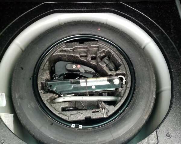 Сірий Шкода Суперб, об'ємом двигуна 1.97 л та пробігом 249 тис. км за 9999 $, фото 18 на Automoto.ua