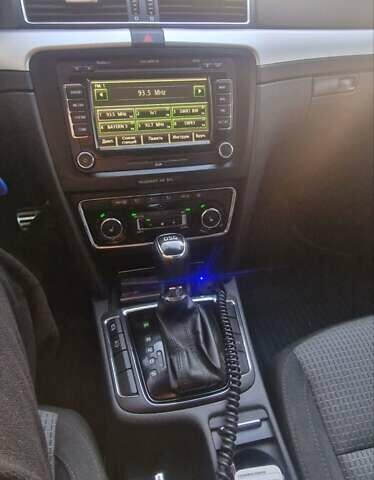 Серый Шкода Суперб, объемом двигателя 2 л и пробегом 260 тыс. км за 11200 $, фото 9 на Automoto.ua