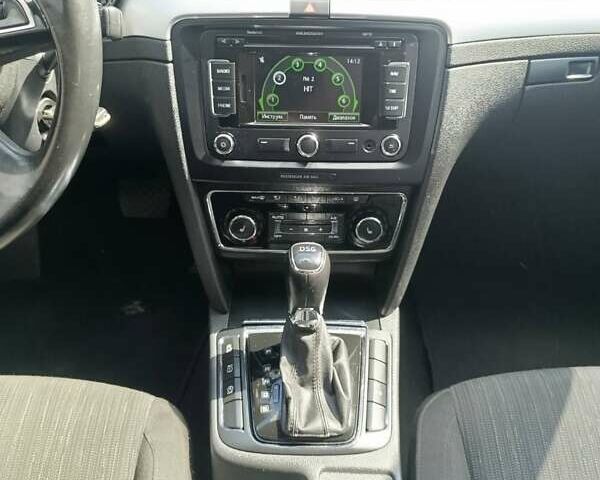 Серый Шкода Суперб, объемом двигателя 2 л и пробегом 348 тыс. км за 11500 $, фото 28 на Automoto.ua