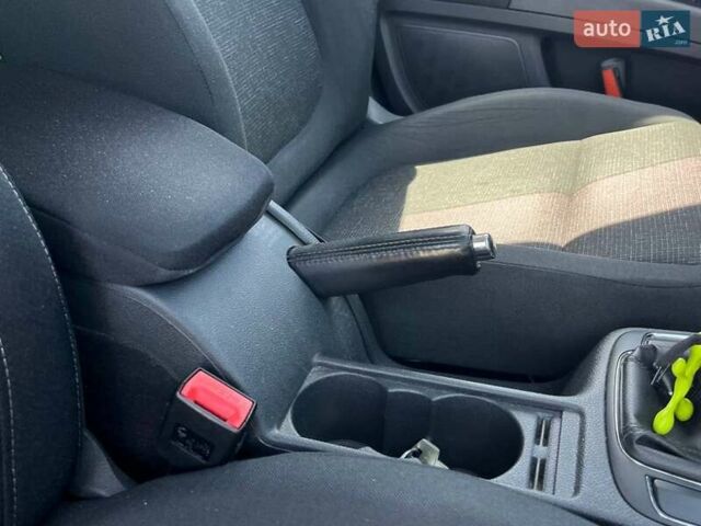 Серый Шкода Суперб, объемом двигателя 1.6 л и пробегом 290 тыс. км за 10990 $, фото 14 на Automoto.ua