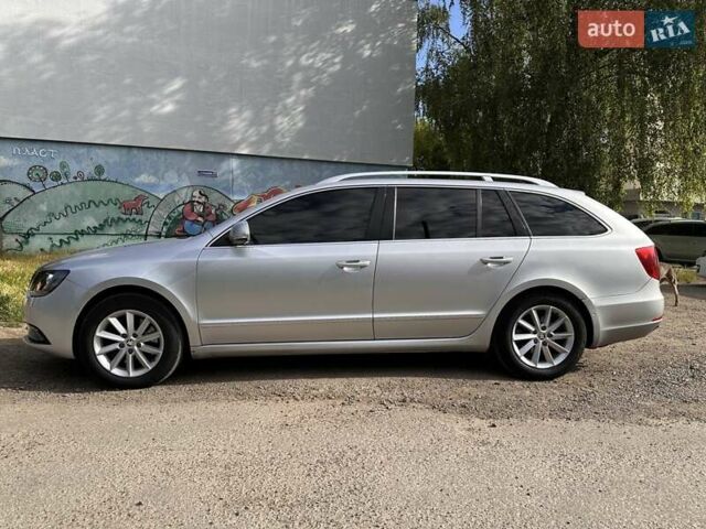 Серый Шкода Суперб, объемом двигателя 1.6 л и пробегом 297 тыс. км за 9500 $, фото 2 на Automoto.ua