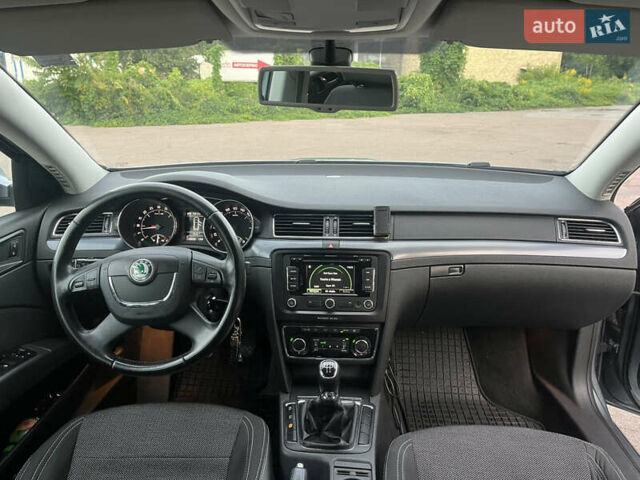 Шкода Суперб 2013 в Запорожье на Automoto.ua Серый Шкода Суперб, объемом двигателя 1.6 л и пробегом 230 тыс. км за 10600 $, фото 13 на Automoto.ua