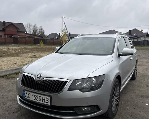Серый Шкода Суперб, объемом двигателя 1.97 л и пробегом 304 тыс. км за 12000 $, фото 2 на Automoto.ua
