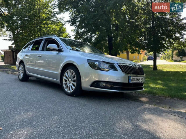Серый Шкода Суперб, объемом двигателя 1.97 л и пробегом 302 тыс. км за 13800 $, фото 1 на Automoto.ua