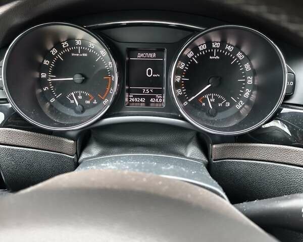 Сірий Шкода Суперб, об'ємом двигуна 2 л та пробігом 270 тис. км за 11499 $, фото 5 на Automoto.ua