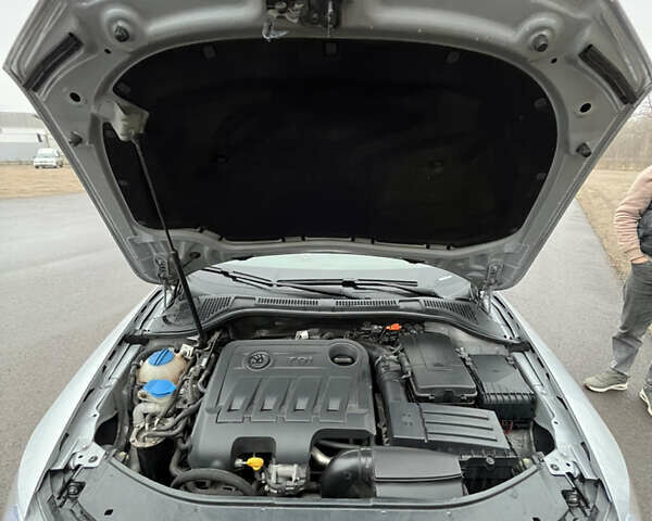 Серый Шкода Суперб, объемом двигателя 1.97 л и пробегом 240 тыс. км за 13799 $, фото 46 на Automoto.ua