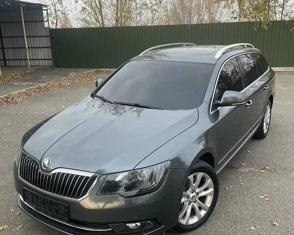 Серый Шкода Суперб, объемом двигателя 2 л и пробегом 258 тыс. км за 11999 $, фото 4 на Automoto.ua