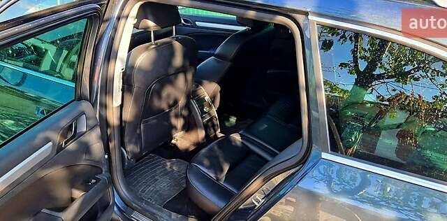 Серый Шкода Суперб, объемом двигателя 2 л и пробегом 180 тыс. км за 13500 $, фото 3 на Automoto.ua