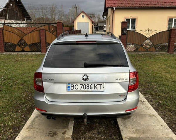 Серый Шкода Суперб, объемом двигателя 2 л и пробегом 278 тыс. км за 12300 $, фото 9 на Automoto.ua
