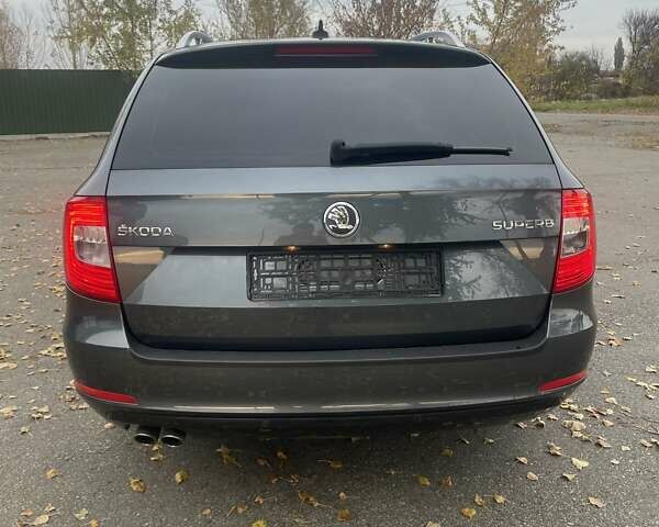 Серый Шкода Суперб, объемом двигателя 2 л и пробегом 258 тыс. км за 12499 $, фото 19 на Automoto.ua