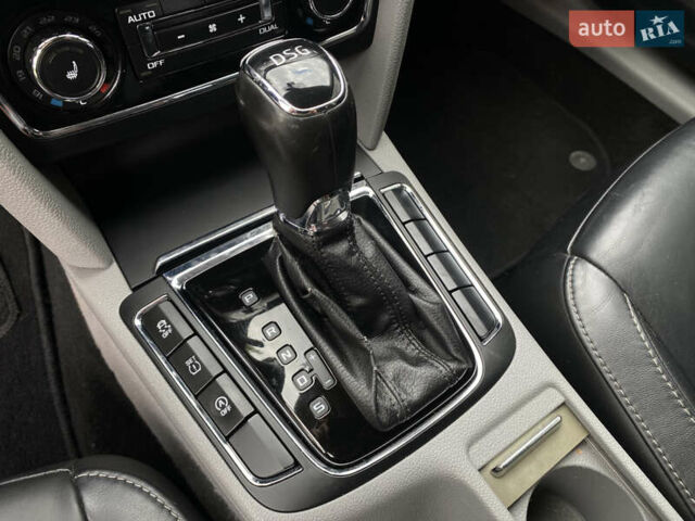 Серый Шкода Суперб, объемом двигателя 2 л и пробегом 224 тыс. км за 12600 $, фото 13 на Automoto.ua