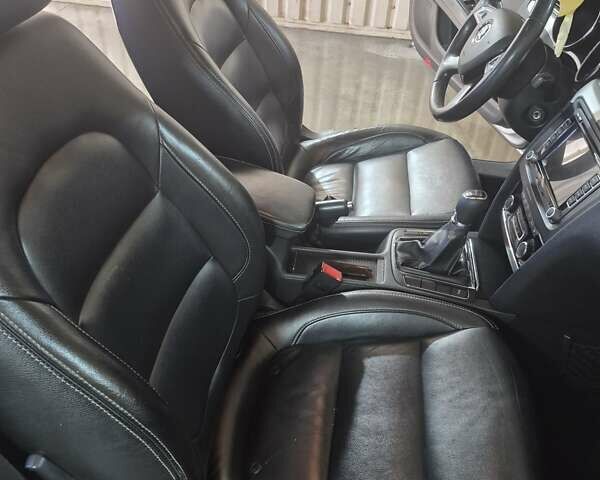 Серый Шкода Суперб, объемом двигателя 1.6 л и пробегом 270 тыс. км за 12450 $, фото 1 на Automoto.ua