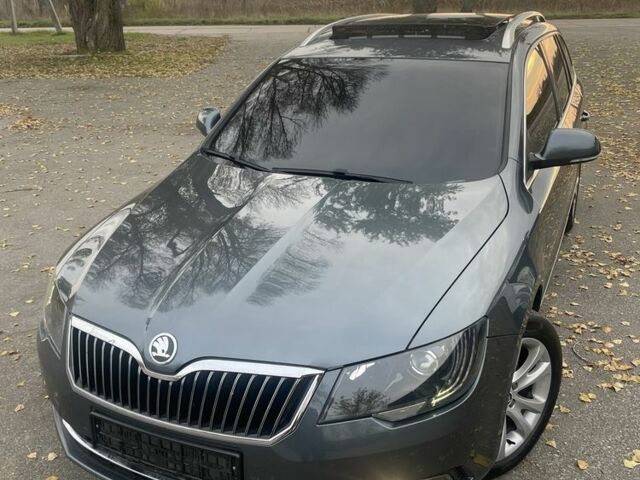 Серый Шкода Суперб, объемом двигателя 2 л и пробегом 258 тыс. км за 12499 $, фото 3 на Automoto.ua