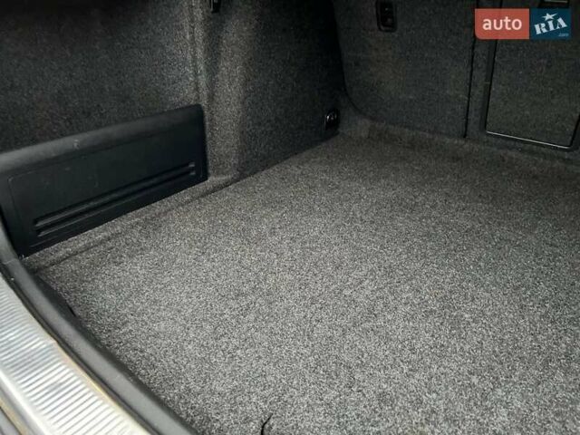 Серый Шкода Суперб, объемом двигателя 1.6 л и пробегом 215 тыс. км за 10900 $, фото 16 на Automoto.ua