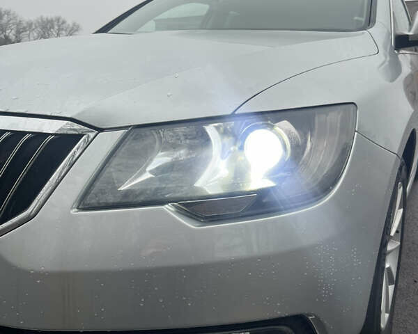 Серый Шкода Суперб, объемом двигателя 1.97 л и пробегом 240 тыс. км за 13799 $, фото 8 на Automoto.ua