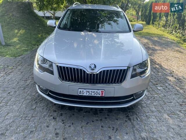 Серый Шкода Суперб, объемом двигателя 2 л и пробегом 330 тыс. км за 12300 $, фото 3 на Automoto.ua